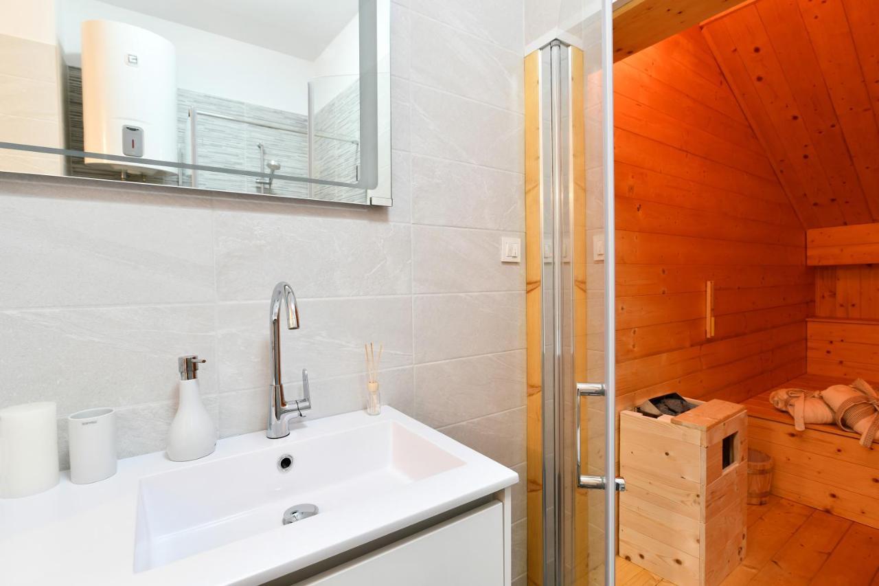 Apartment Rosenberger, Opatija Center With Parking 외부 사진